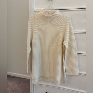 Talbots 100% Cashmere Ivory Ribbed Turtleneck Sweater